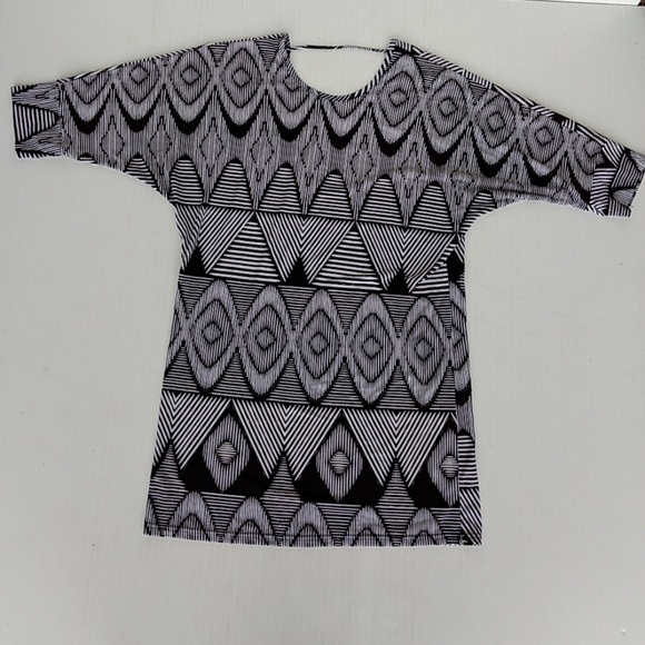 Elif for Jordan Taylor Tunic Beach Cover Up size S - Picture 3 of 6